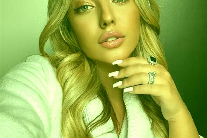 Scarlett, 23 — Escort in Budziszewice, Poland