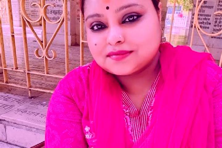 Scarlett, 23 — Escort in Parasgaon, India