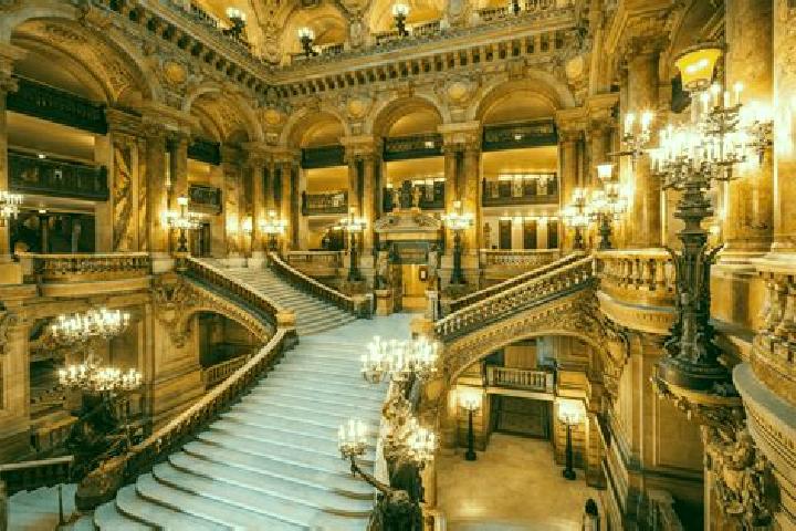 Scarlett, 23 — Escort in Paris 09 Opera, France
