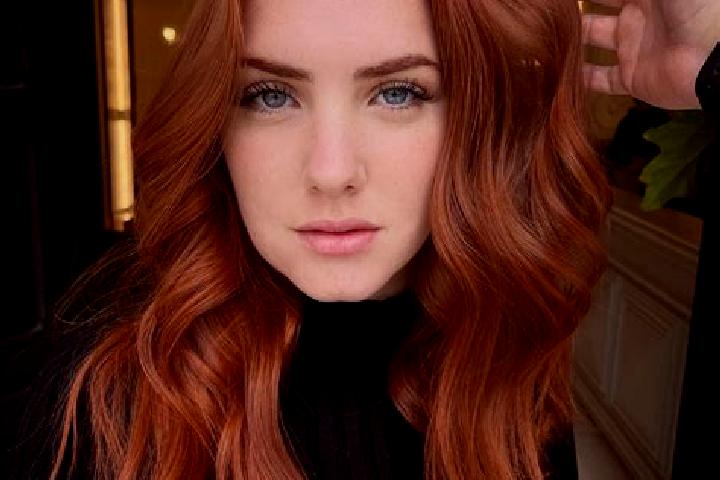 Scarlett, 24, a auburn blue-eyed european companion based in Ancourt. Offering Striptease, Duos, Deep French Kissing, Overnight. Available for incall and out...