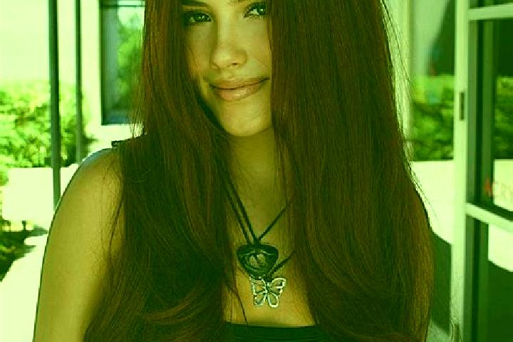 Scarlett, 24, a auburn dark-eyed caucasian companion based in Kokor. Offering Overnight, Striptease, GFE. Available for incall and outcall, overnight booking...