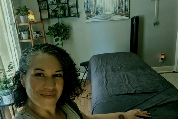 Scarlett, 24, a auburn grey-eyed ebony companion based in Saint-Flavien. Offering Overnight, Erotic Massage, A-Level. Available for incall and outcall, day a...
