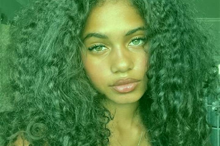 Scarlett, 24, a black dark-eyed ebony companion based in Talovaya. Offering Erotic Massage, OWO, Party Girl, CIM. Available for incall and outcall, day and e...