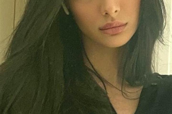 Scarlett, 24, a black dark-eyed middle eastern companion based in Bersac-sur-Rivalier. Offering Prostate Massage, Deep French Kissing, Dinner Date, BDSM, A-L...