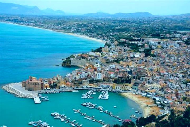 Scarlett, 24, a blonde hazel-eyed mediterranean companion based in Castellammare del Golfo. Offering Massage, GFE, Roleplay. Available for incall and outcall...