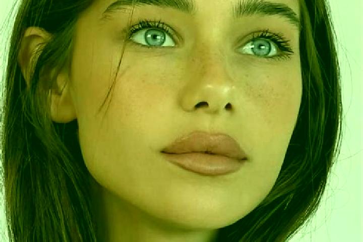 Scarlett, 24, a brunette brown-eyed mixed companion based in Gongyimin. Offering Girlfriend Experience, CIM, Massage, Fetish. Available for incall and outcal...