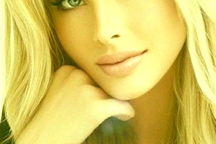 Scarlett, 24, a dark blonde blue-eyed caucasian companion based in Accha. Offering A-Level, GFE, Party Girl, Travel Companion, Fetish. Available for incall a...