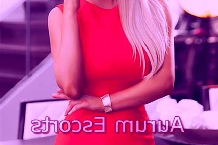 Scarlett, 24, a red blue-eyed caribbean companion based in Kaimuki. Offering Erotic Massage, Deep French Kissing, Dinner Date, Domination. Available for inca...