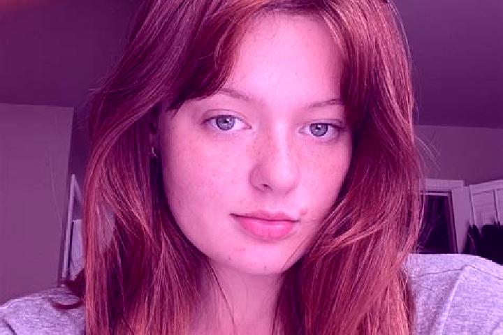 Scarlett, 24, a red brown-eyed indian companion based in Bullendorf. Offering Girlfriend Experience, OWO, 69, Overnight. Available for incall and outcall, ov...