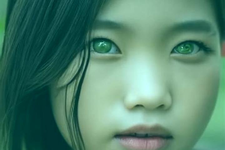 Scarlett, 24, a red green-eyed asian companion based in Mandholi Kalan. Offering Girlfriend Experience, Tantra, Massage, BDSM, Striptease. Available for inca...