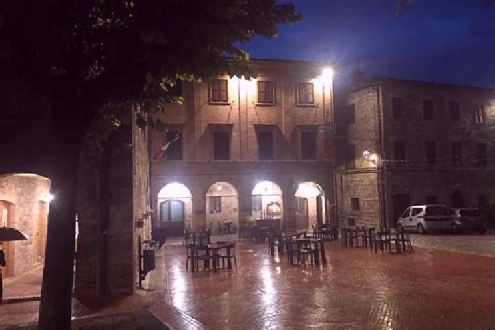 Scarlett, 24 — Escort in Belforte del Chienti, Italy