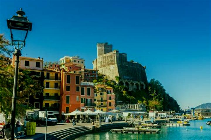 Scarlett, 24 — Escort in Lerici, Italy