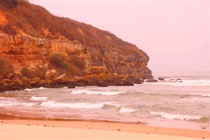 Scarlett, 24 — Escort in Praia Bebe, Angola