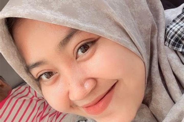 Scarlett, 24 — Escort in Tentenan, Indonesia