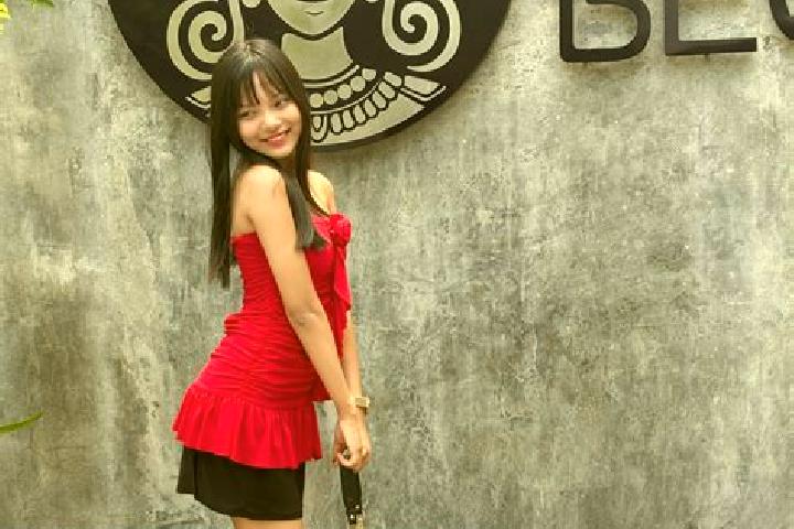 Scarlett, 24 — Escort in Yae Paw Thaung, Myanmar