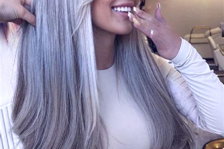 Scarlett, 25, a blonde grey-eyed ebony companion based in Kedungjenar. Offering Massage, Party Girl, Dinner Date. Available for incall and outcall, overnight...
