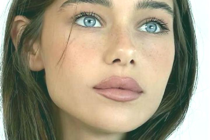 Scarlett, 25, a brunette brown-eyed middle eastern companion based in Wackersberg. Offering GFE, 69, Roleplay. Available for incall and outcall, overnight bo...