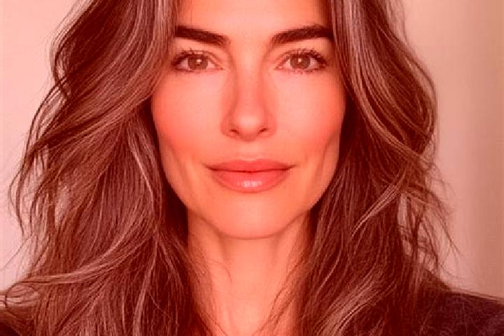Scarlett, 25, a brunette grey-eyed mixed companion based in Daquanyuan. Offering OWO, Roleplay, GFE. Available for incall and outcall, overnight bookings ava...