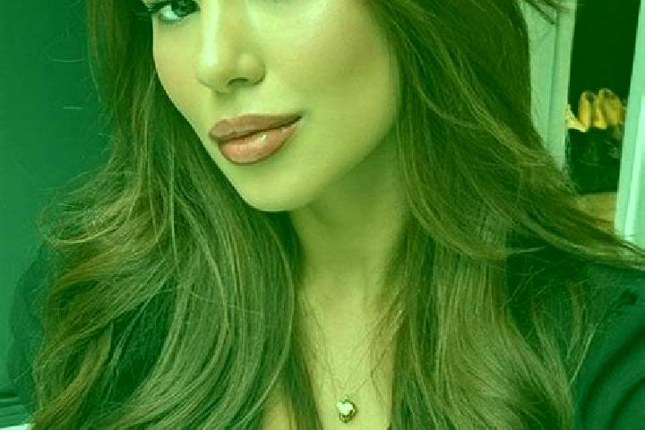 Scarlett, 25, a chestnut brown-eyed latina companion based in Sussex. Offering Roleplay, Massage, Erotic Massage, GFE. Available for incall and outcall, day ...
