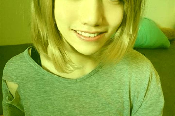 Scarlett, 25, a platinum blonde brown-eyed asian companion based in Dasht. Offering BDSM, Girlfriend Experience, Erotic Massage, Domination. Available for in...