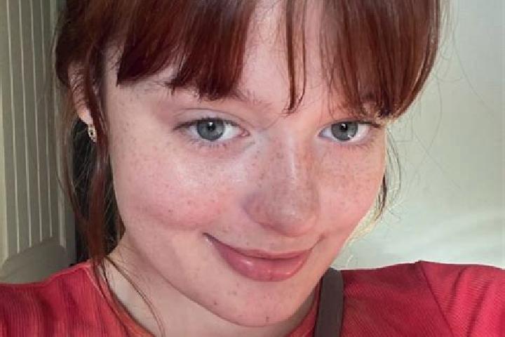 Scarlett, 25, a red blue-eyed mediterranean companion based in Rooty Hill. Offering Roleplay, Massage, Fetish, Domination, Striptease. Available for incall a...
