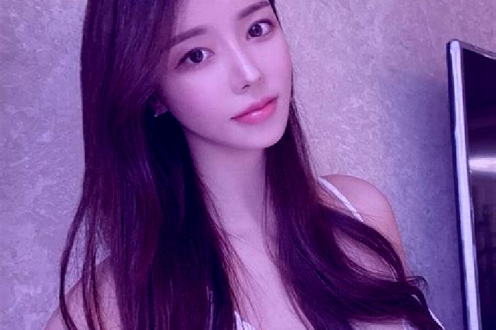 Scarlett, 25 — Escort in Bajingzi, China