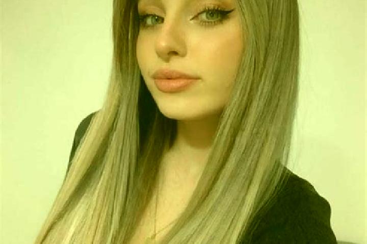 Scarlett, 25 — Escort in Bari Kola, Iran