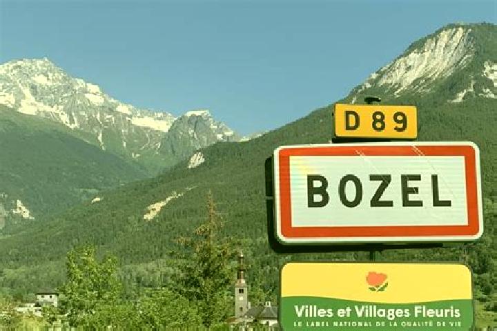Scarlett, 25 — Escort in Bozel, France