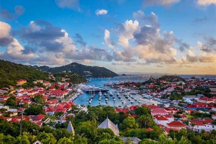 Scarlett, 25 — Escort in Gustavia, Saint Barthelemy