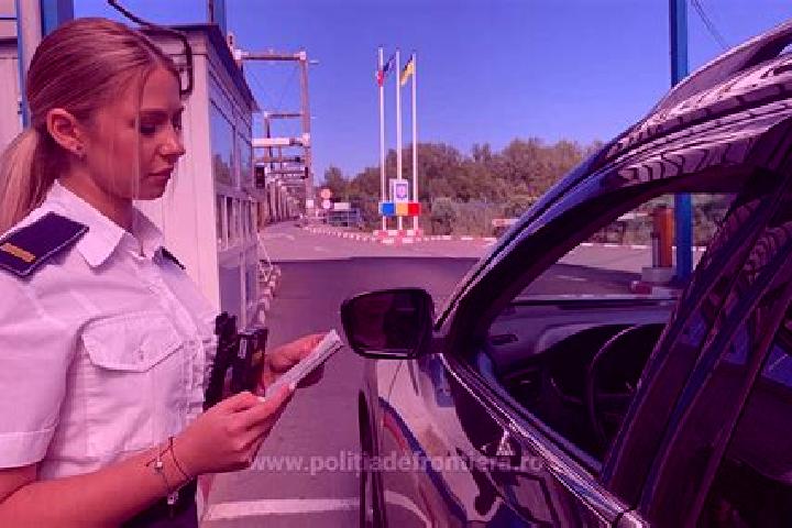 Scarlett, 25 — Escort in Halmeu, Romania