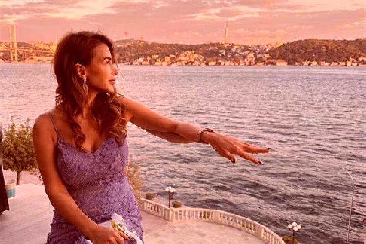 Scarlett, 25 — Escort in Keklicek, Turkey
