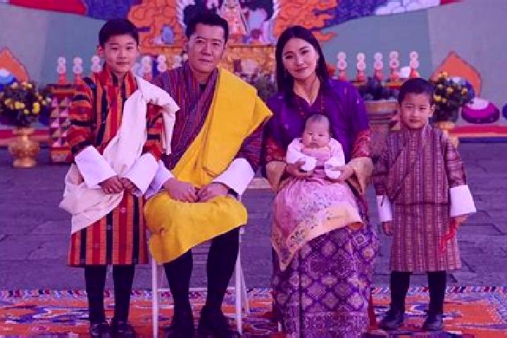 Scarlett, 25 — Escort in Mebisa, Bhutan