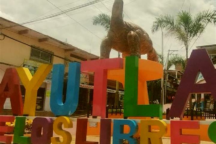Scarlett, 25 — Escort in San Nicolas Plan de Ayutla, Mexico