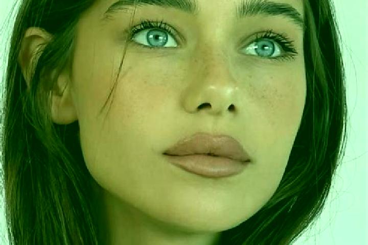 Scarlett, 26, a brunette blue-eyed middle eastern companion based in Lupsa. Offering GFE, Couples, Tantra. Available for incall and outcall, day and evening ...