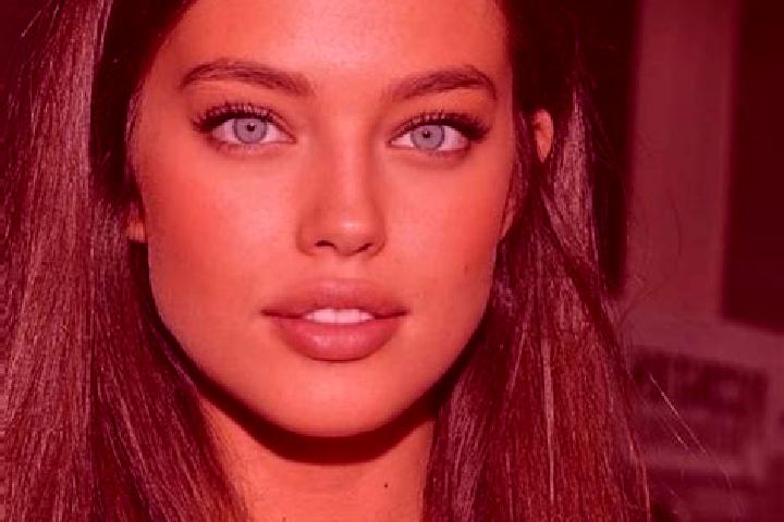 Scarlett, 26, a chestnut grey-eyed caucasian companion based in Sokal. Offering Travel Companion, Overnight, Dinner Date, CIM. Available for incall and outca...