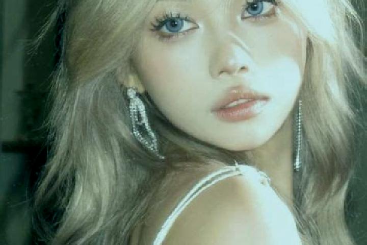 Scarlett, 26, a dark blonde dark-eyed asian companion based in Zasheyek. Offering A-Level, BDSM, GFE. Available for incall and outcall, overnight bookings av...