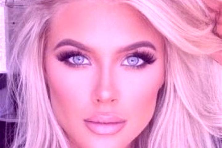Scarlett, 26, a platinum blonde amber-eyed mixed companion based in Natividad. Offering Dinner Date, 69, Prostate Massage, Fetish, Couples. Available for inc...