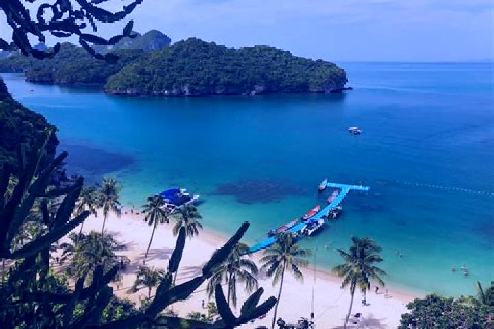 Scarlett, 26 — Escort in Ang Thong, Thailand