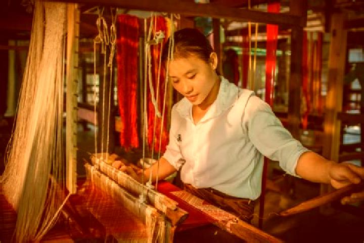 Scarlett, 26 — Escort in Ban Thakho, Laos