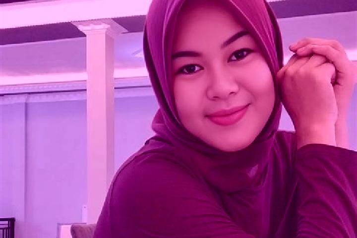 Scarlett, 26 — Escort in Dungkek, Indonesia
