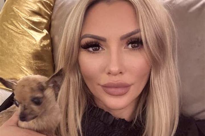 Scarlett, 26 — Escort in Kaczory, Poland