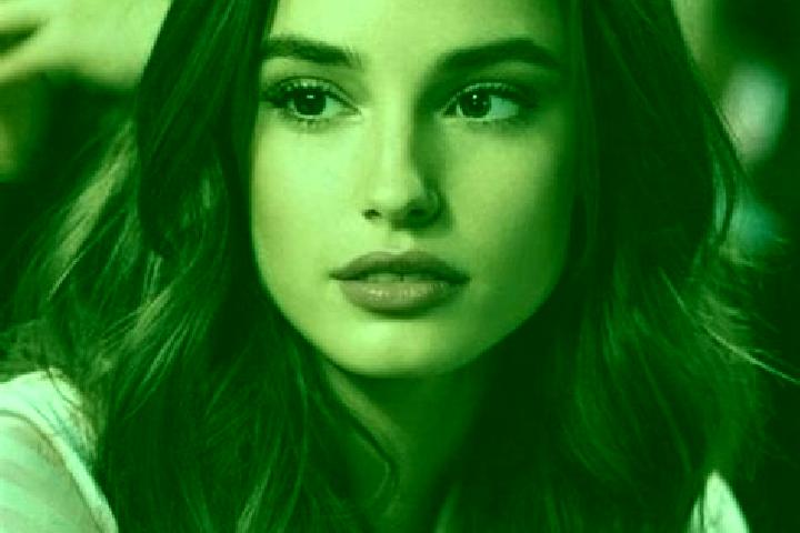 Scarlett, 27, a brunette brown-eyed middle eastern companion based in Brimfield. Offering Domination, BDSM, Prostate Massage, Dinner Date. Available for inca...