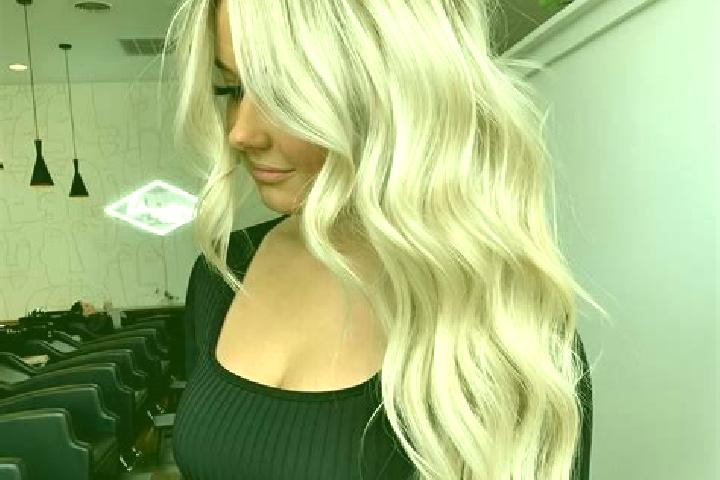 Scarlett, 27, a platinum blonde grey-eyed asian companion based in Horta. Offering GFE, Massage, CIM, Prostate Massage. Available for incall and outcall, ove...