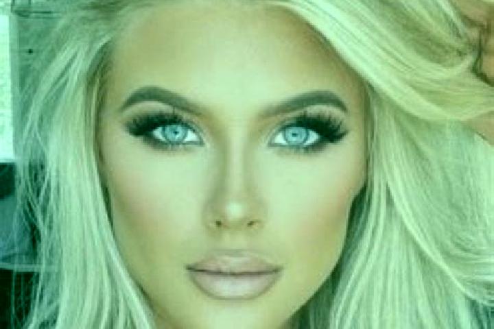 Scarlett, 27, a platinum blonde hazel-eyed ebony companion based in San Pancrazio. Offering Party Girl, Prostate Massage, Travel Companion, Girlfriend Experi...