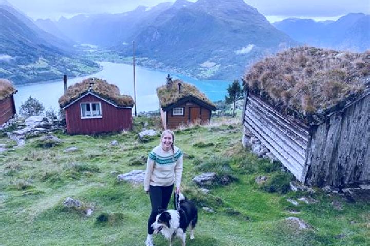 Scarlett, 27 — Escort in Bjorkelangen, Norway