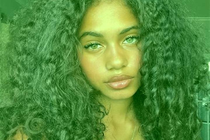 Scarlett, 28, a auburn blue-eyed ebony companion based in Forssa. Offering A-Level, Party Girl, Overnight, Girlfriend Experience. Available for incall and ou...