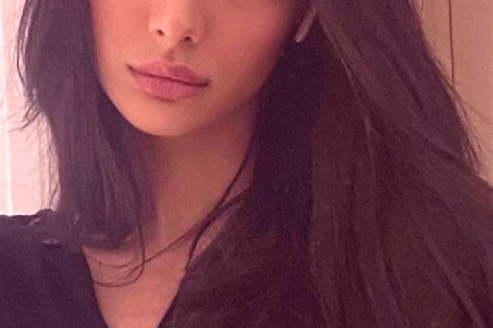 Scarlett, 28, a black dark-eyed middle eastern companion based in Svarstad. Offering Domination, Dinner Date, GFE, Party Girl, Massage. Available for incall ...