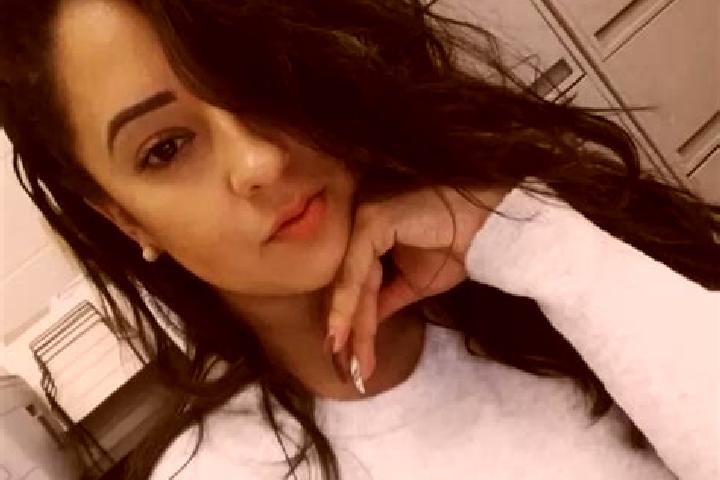 Scarlett, 28, a black grey-eyed latina companion based in Al Jaghbub. Offering Domination, Girlfriend Experience, Dinner Date, Erotic Massage, Deep French Ki...