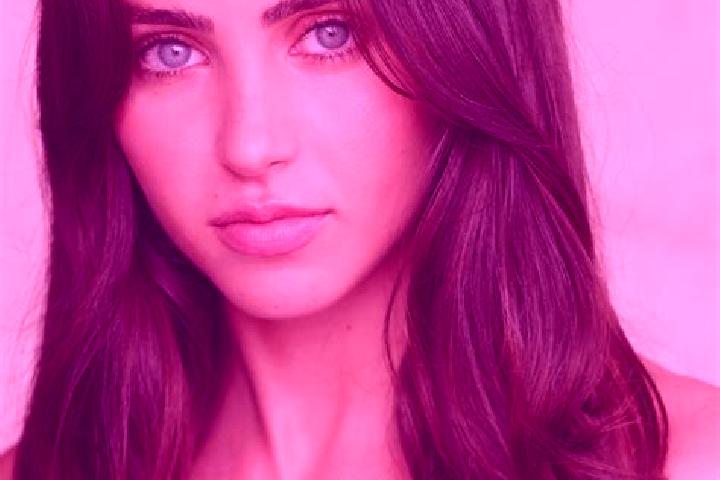 Scarlett, 28, a brunette hazel-eyed slavic companion based in Sutrio. Offering BDSM, Tantra, Roleplay, A-Level. Available for incall and outcall, overnight b...