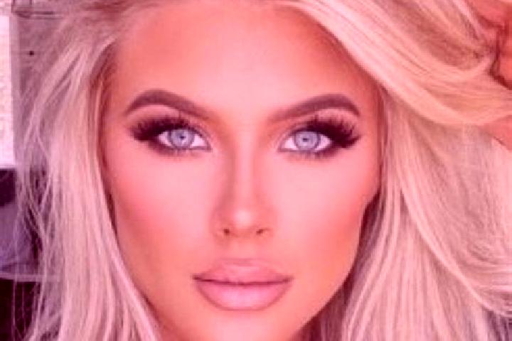 Scarlett, 28, a platinum blonde dark-eyed latina companion based in Boves. Offering Massage, Party Girl, Prostate Massage. Available for incall and outcall, ...